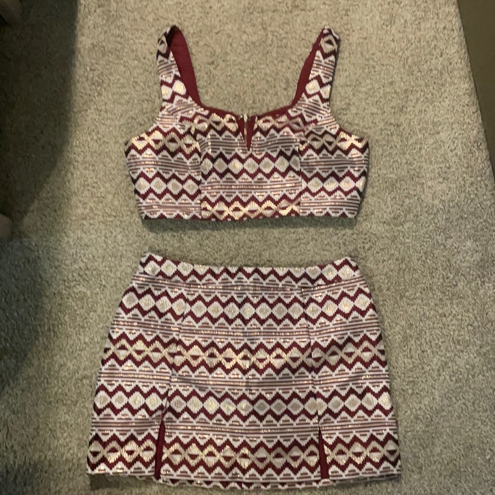 Lulus two piece Aztec skirt set